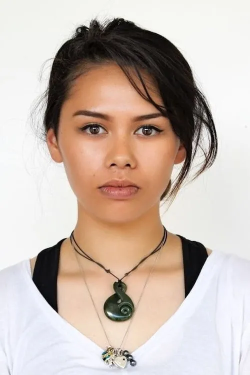 Darneen Christian — personaje: Mehe Te Wehiwehi