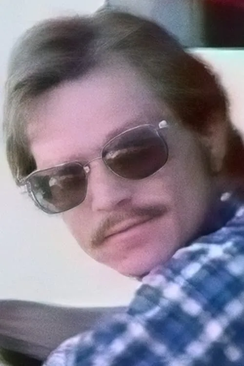 Mike Mitchell ha trabajado con Dave Daniels en 2 ocasiones