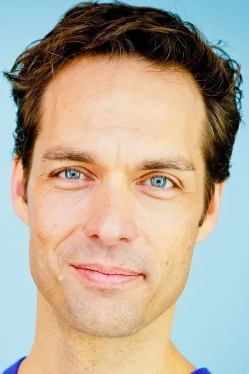 David Benjamin Tomlinson en su biografía y filmografía