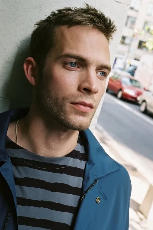 David Call interpretando a Jake