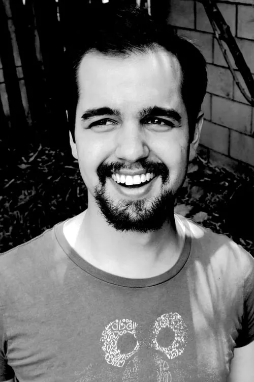 David Croley Broyles interpretando a Bill Summers