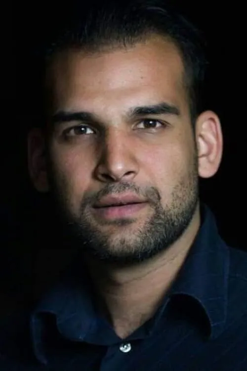 Varga Ádám ha trabajado con Dávid Csányi en 1 ocasiones