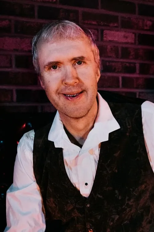 Neil Chase ha trabajado con David Heacock en 2 ocasiones