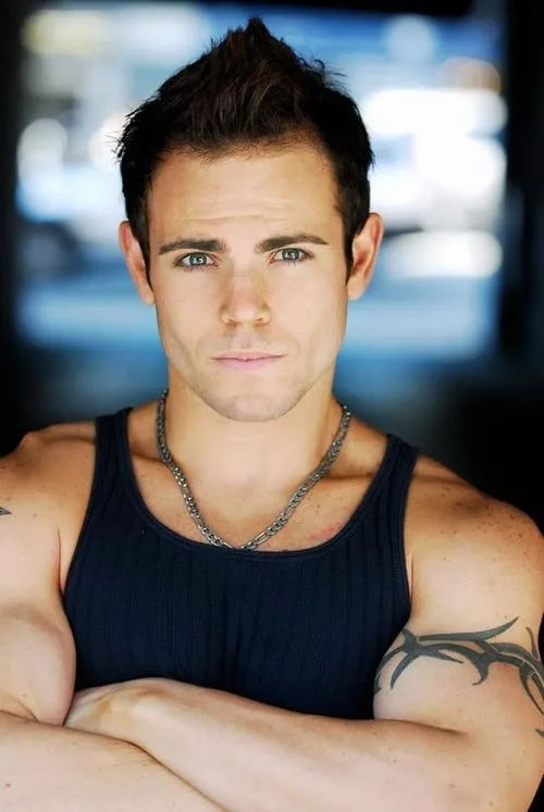 Hannah New ha trabajado con David Josh Lawrence en 2 ocasiones