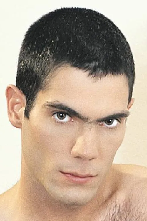 Matt Spencer ha trabajado con David Moretti en 4 ocasiones