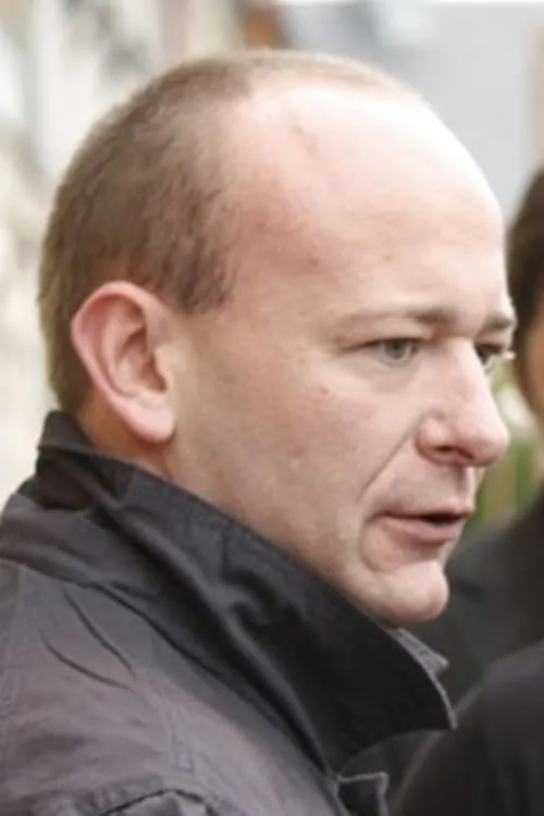 David Novotný interpretando a právník