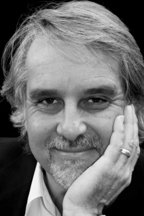 David Hoey ha trabajado con David Roach en 1 ocasiones