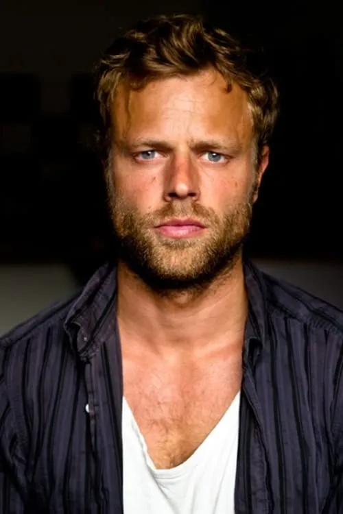 David Van Severen interpretando a Dimitri