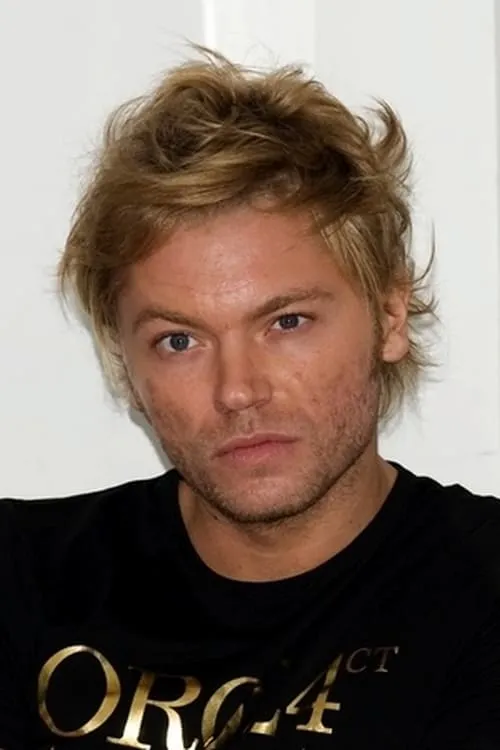 Davide Rossi interpretando a Nico Zanardi