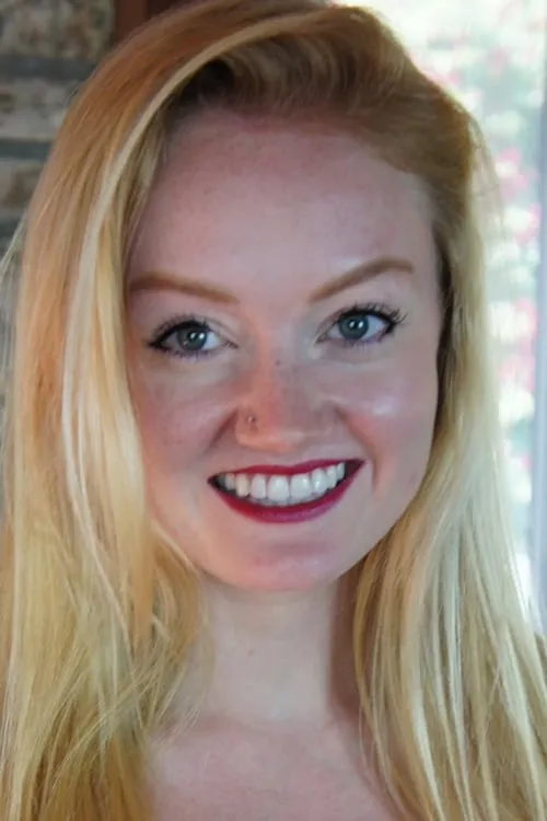 Dawn Dynamite interpretando a