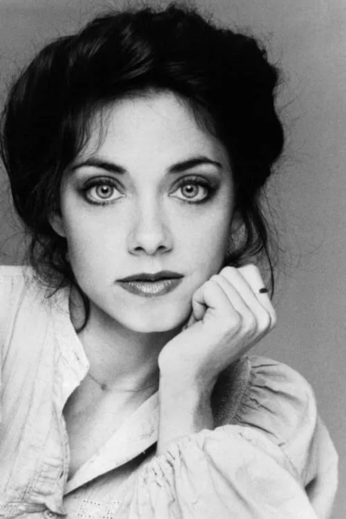 Dawn Jeffory interpretando a Katie