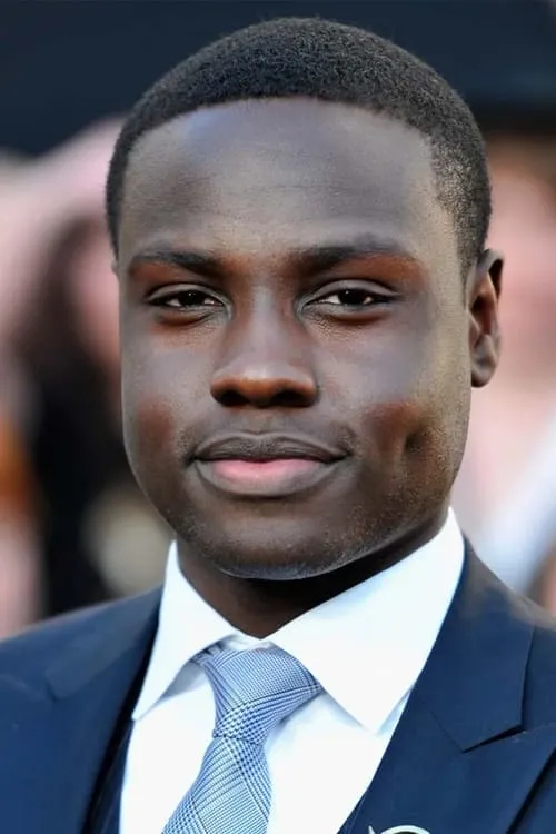 Dayo Okeniyi interpretando a River