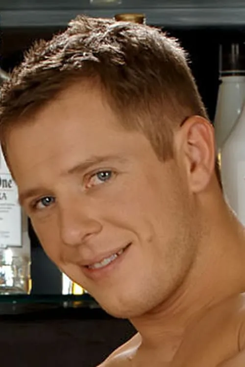 Tom Bianchi ha trabajado con Dean Maxwell en 1 ocasiones