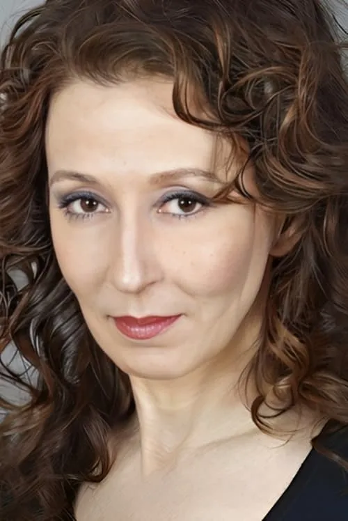 Gizem Soysaldi ha trabajado con Defne Halman en 1 ocasiones