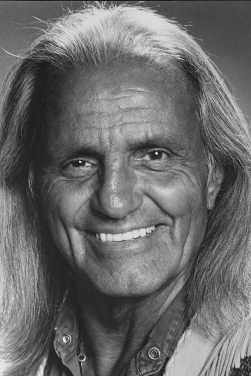 Dehl Berti interpretando a Will Crow