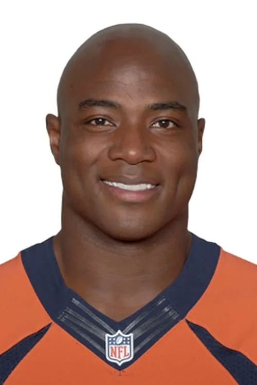 Demarcus Ware — personaje: Himself - Team Captain