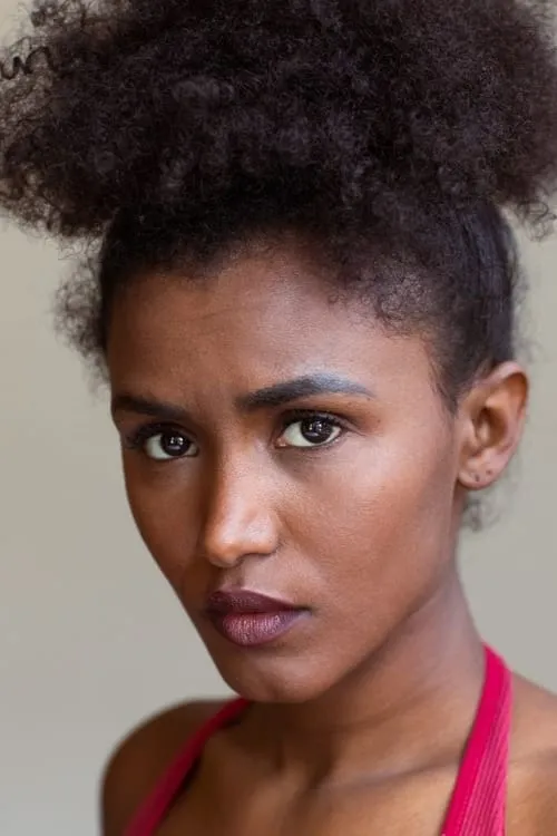 Dena Abay en su biografía y filmografía