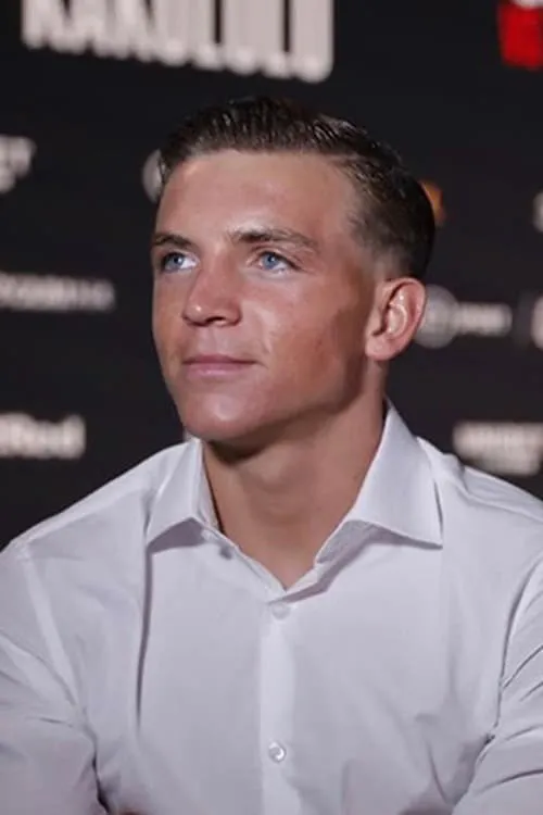 Umar Khan ha trabajado con Dennis McCann en 2 ocasiones