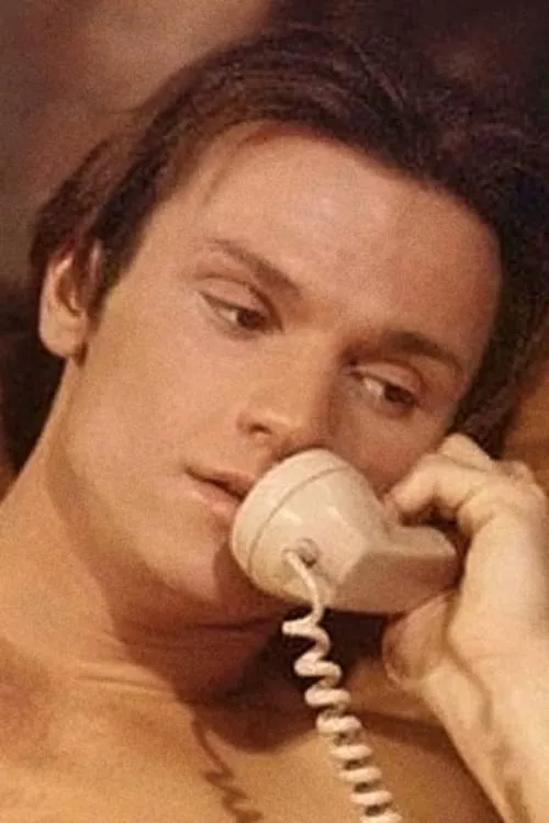 Ray Frank ha trabajado con Dennis Walsh en 1 ocasiones