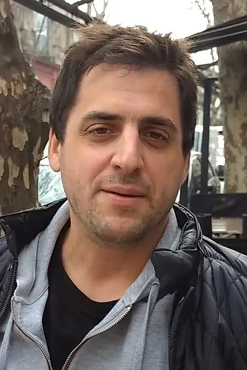 Denny Brechner interpretando a Joaquín