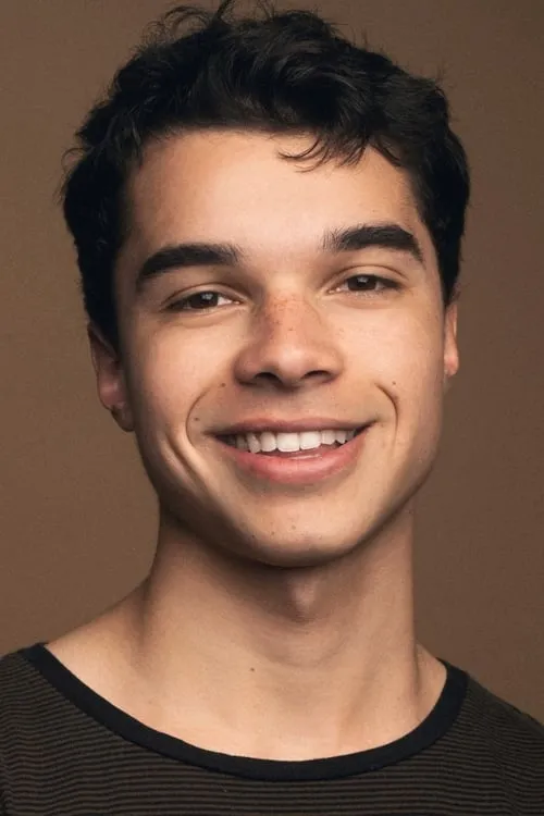 Cooper Raiff ha trabajado con Denny McAuliffe en 2 ocasiones