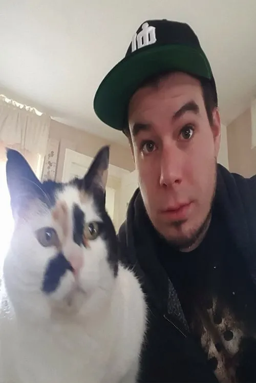 Luke Lerma ha trabajado con Derek Ferreira en 1 ocasiones