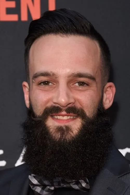 Dichen Lachman ha trabajado con Derek K. Moore en 1 ocasiones