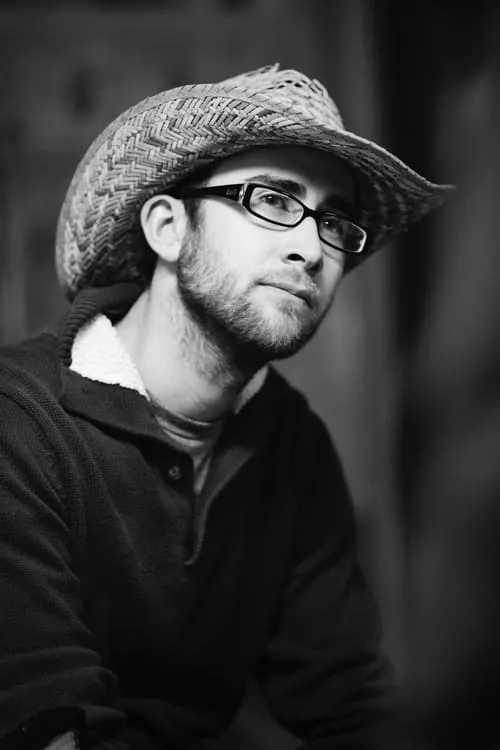 Charles B. Pierce ha trabajado con Derrick Sims en 1 ocasiones