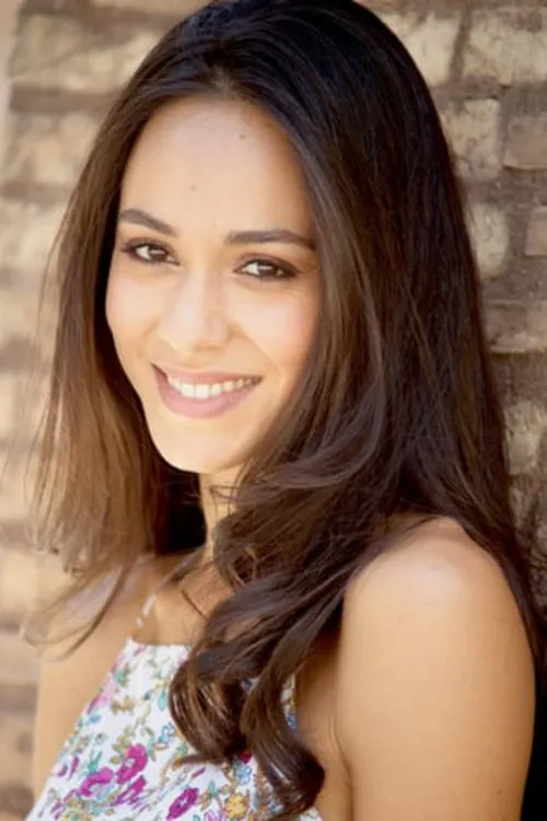 Desirèe Noferini interpretando a Hikma