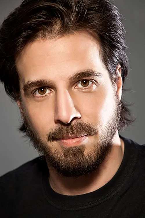 Devrim Yalçın — personaje: Nejat