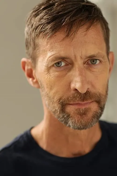 Sascha Belle Nastasi ha trabajado con Dexter Strong en 1 ocasiones