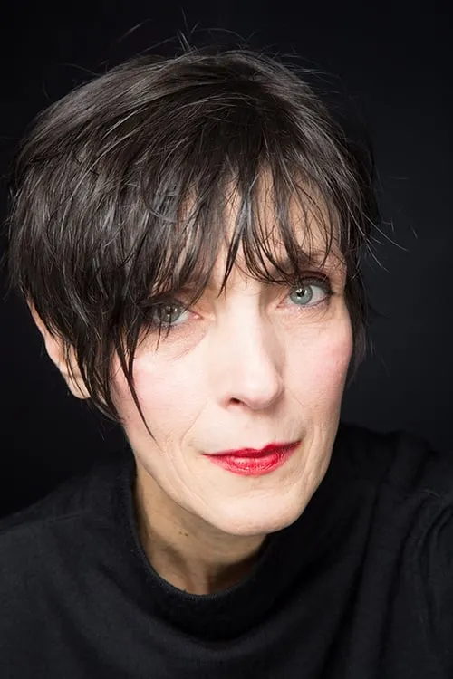 Diana Gheorghian interpretando a Pena Corcodu?a