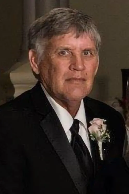 Isaiah Jackson ha trabajado con Dickie Gravois en 1 ocasiones