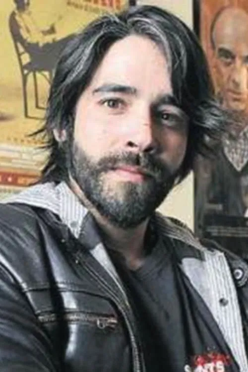 Diego Cowks interpretando a 