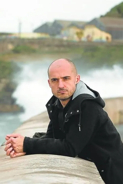 Araceli Mali ha trabajado con Diego Llorente en 1 ocasiones