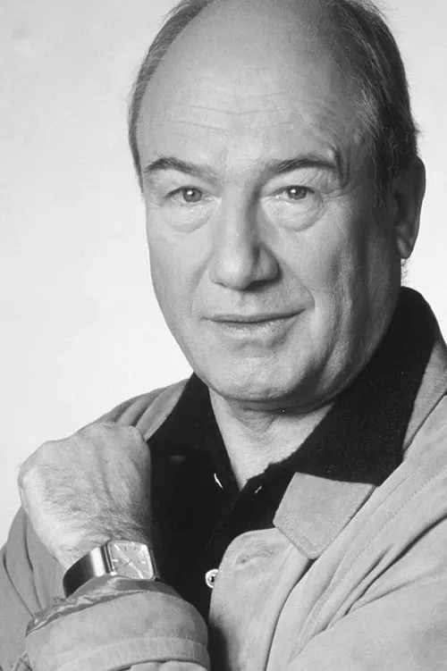 Dietz-Werner Steck — personaje: Kriminalkommissar a. D. Alwin Schuster