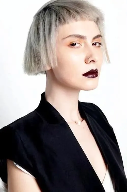 Jade Ewen ha trabajado con DiHaj en 1 ocasiones