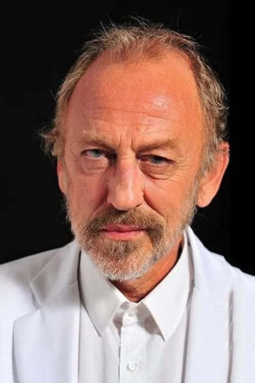 ???sta?t???? ?p?µp?? ha trabajado con Δημήτρης Πετρόπουλος en 1 ocasiones