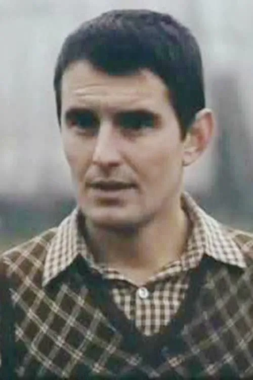 Dinu Manolache interpretando a Petru