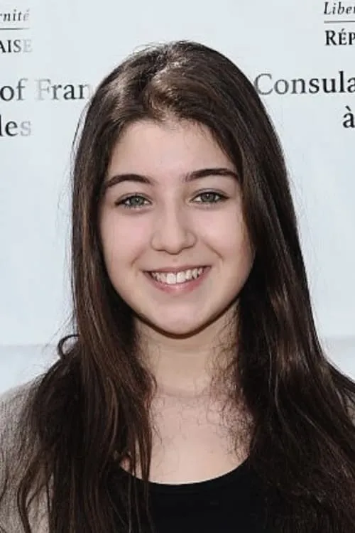 Günes Nezihe Sensoy ha trabajado con Doga Zeynep Doguslu en 2 ocasiones