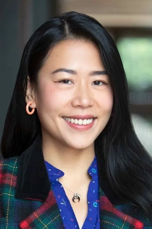 Domee Shi interpretando a Self