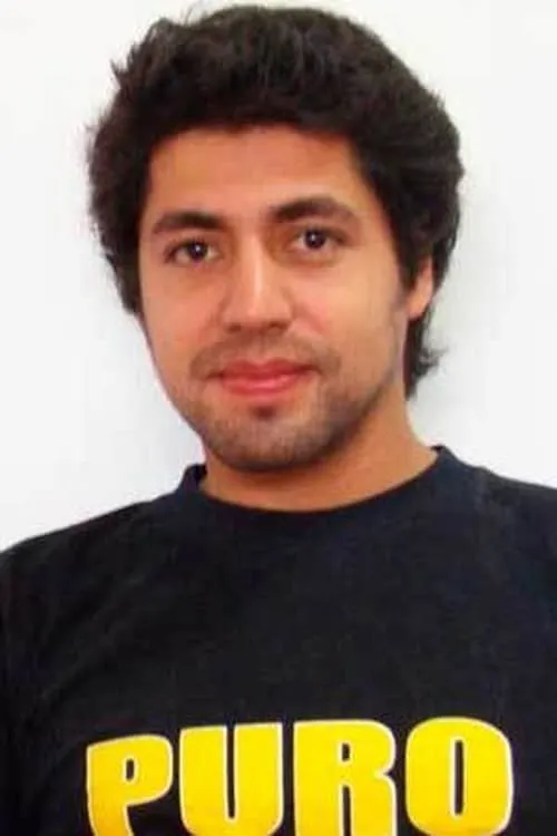 Domingo Lemus interpretando a Joel Fonseca