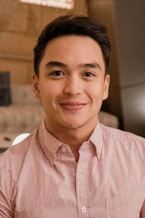 Dominic Roque — personaje: Vince Regalado