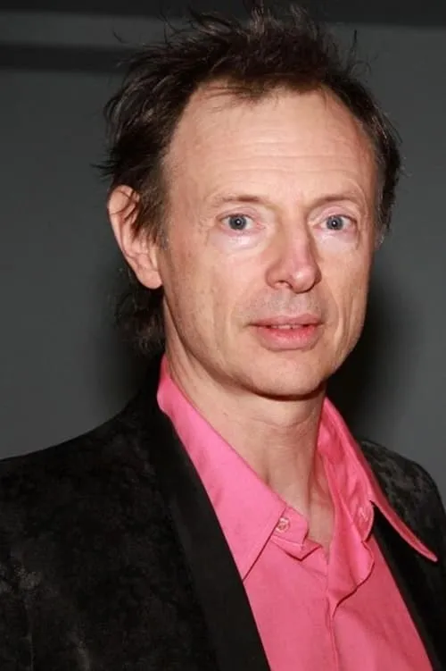 Dominique Abel interpretando a