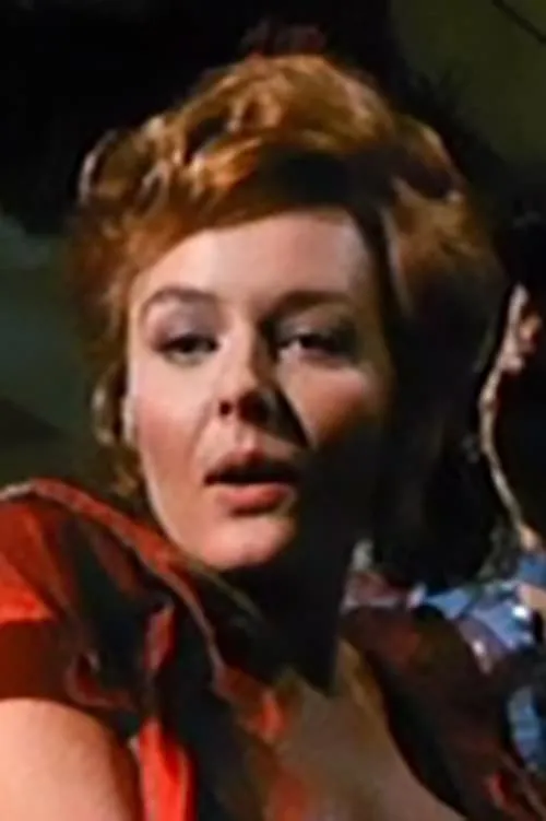 Britt Garland ha trabajado con Dominique Badou en 1 ocasiones