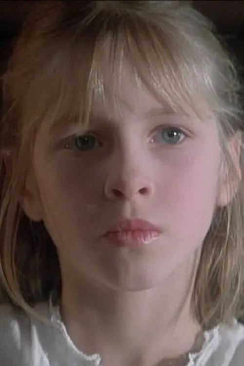 Dominique Belcourt interpretando a Louisa Godwin