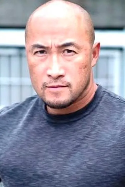 Brad Kalilimoku ha trabajado con Don Lew en 1 ocasiones