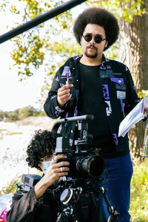 Donell Clark interpretando a Donell