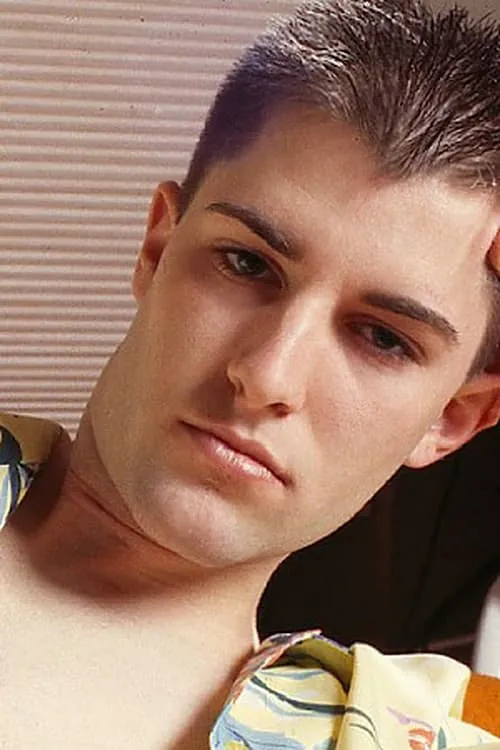 Alexx Young ha trabajado con Donnie Ross en 1 ocasiones