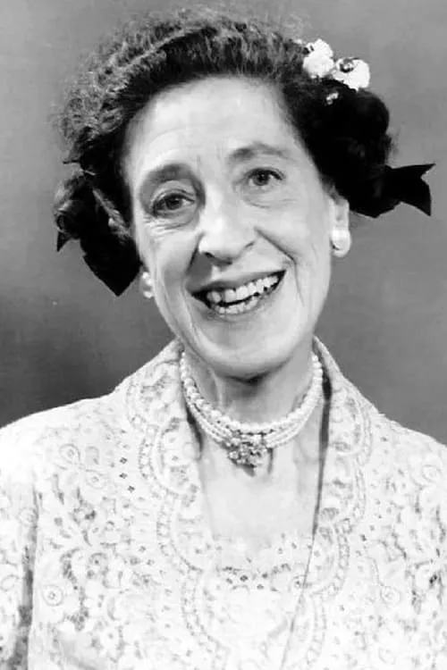 Tom Nolan ha trabajado con Doro Merande en 2 ocasiones